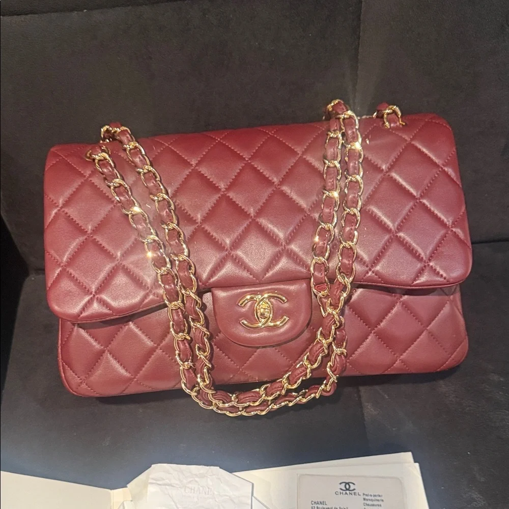 CHANEL Burgundy Quilted Shoulder Bag - Picture 7 of 15